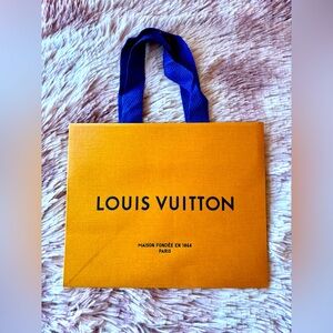 Louis Vuitton Small Paper Shopping Bag